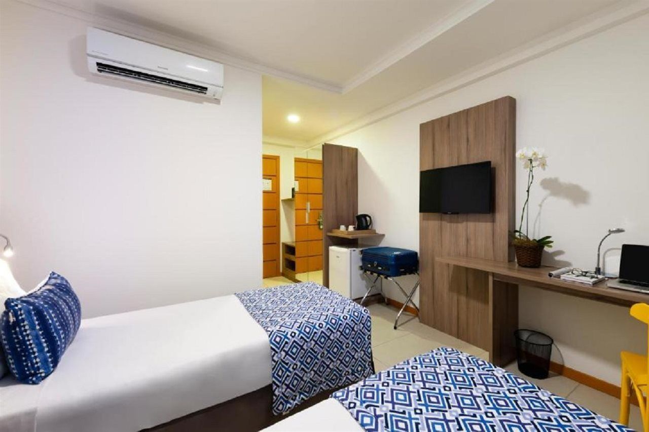 Oasis 4*